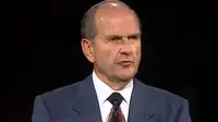 Russell M. Nelson spricht bei der Generalkonferenz