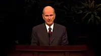Russell M. Nelson při proslovu na generální konferenci